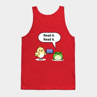 "A chicken walked into a library" joke Tank Top